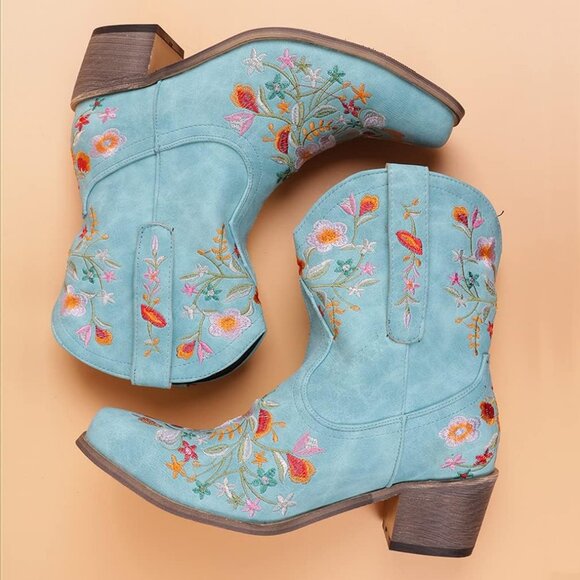 Women's Light Blue Flower Embroidered Chunky Heel Snip Square Toe Western Boot - Picture 2 of 7